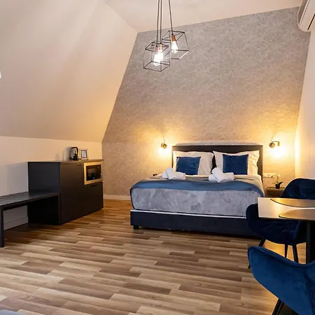 Clariss Hotel Balatonalmádi