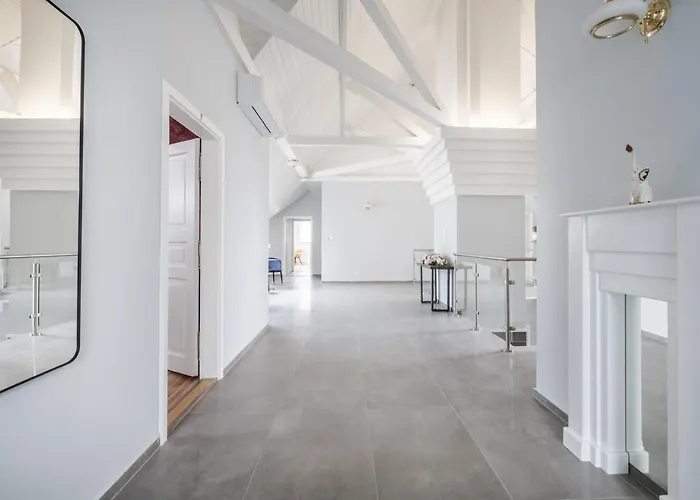 Clariss מלון Balatonalmádi