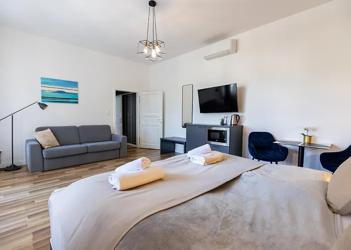 Clariss Balatonalmádi