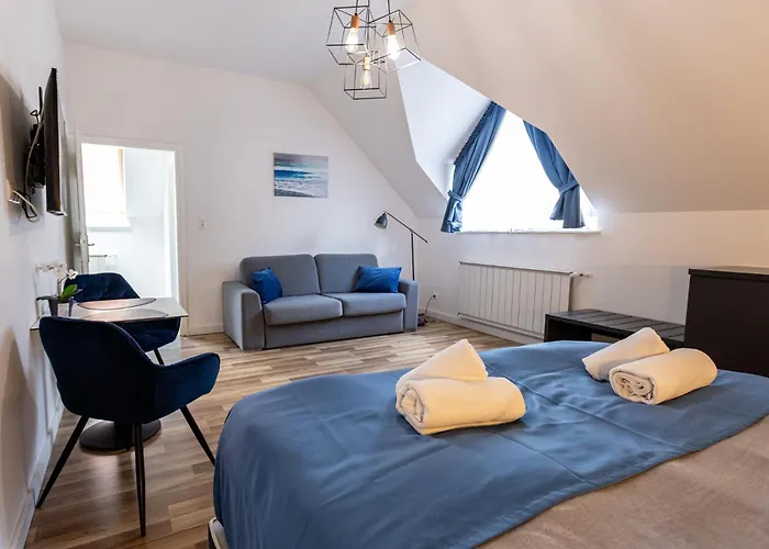 Clariss * Balatonalmádi