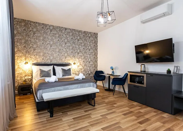 Hotel Clariss Balatonalmádi